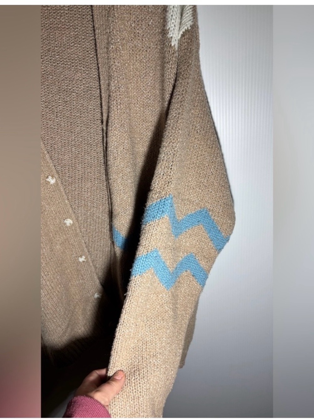 Colorful Geometric Patterned Cardigan - Picture 2 of 7
